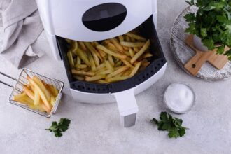 Smarte Heißluftfriteusen mit Apps