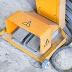Gelber Sicherheitsfußschalters