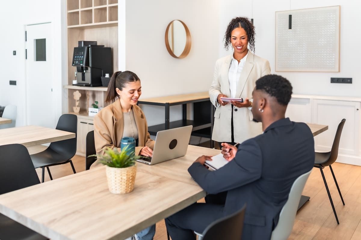 Dokument-Chaos im Büroalltag